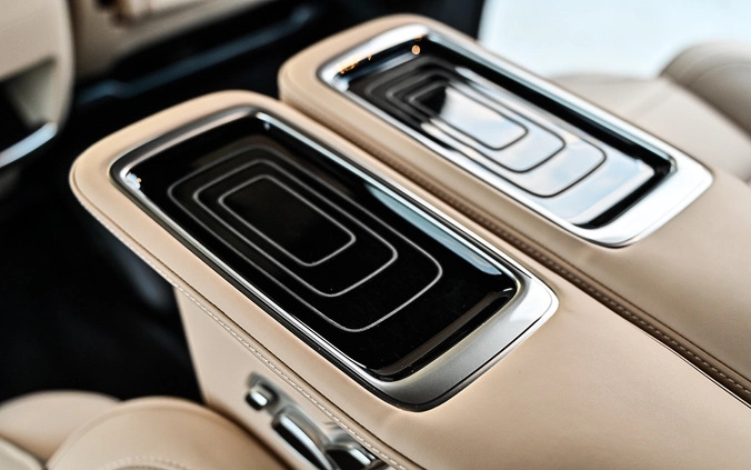Mercedes-Benz Klasa V cena 626688 przebieg: 19000, rok produkcji 2023 z Luboń małe 781